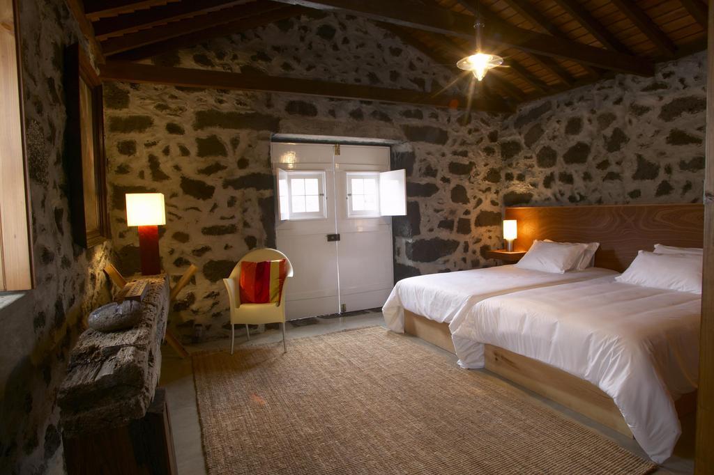Pocinhobay Bed & Breakfast Мадалена Стая снимка